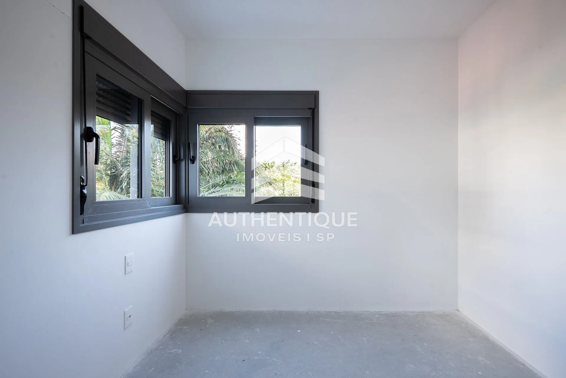 Imagem Exp Moema - Apartamento à venda em São Paulo/SP