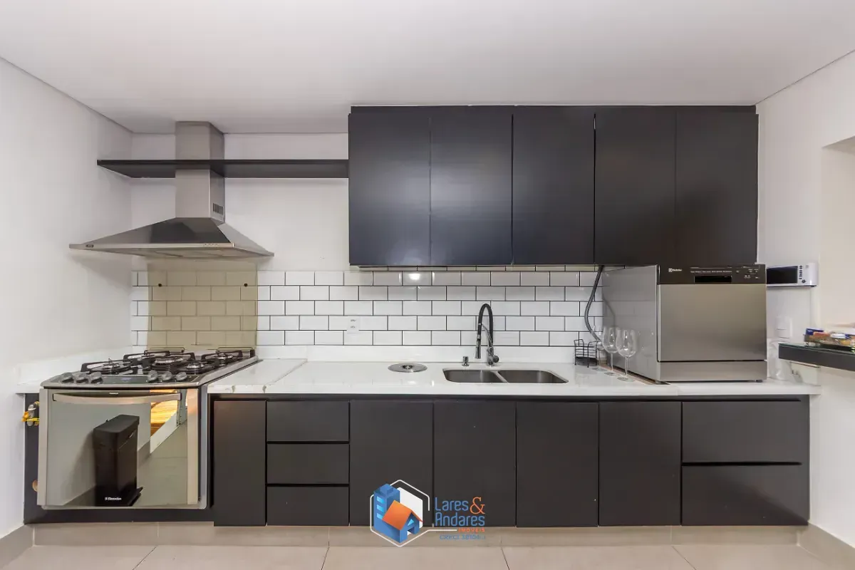 Imagem Casa para venda em Campo Belo com 3 quartos, sendo 2 suítes, 280m²