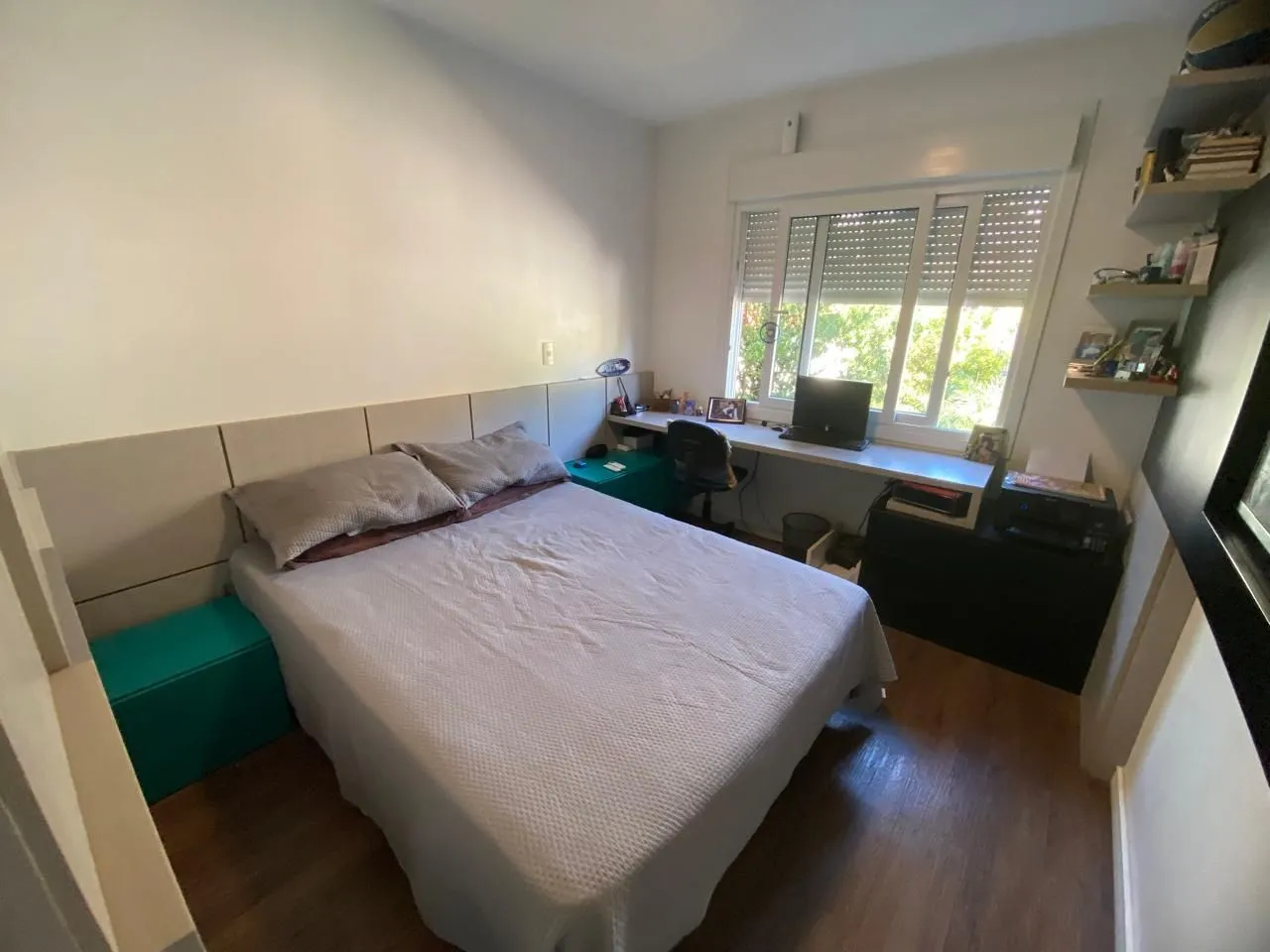 Imagem Casa em Ipanema com 4 Dormitórios sendo 3 Suíte