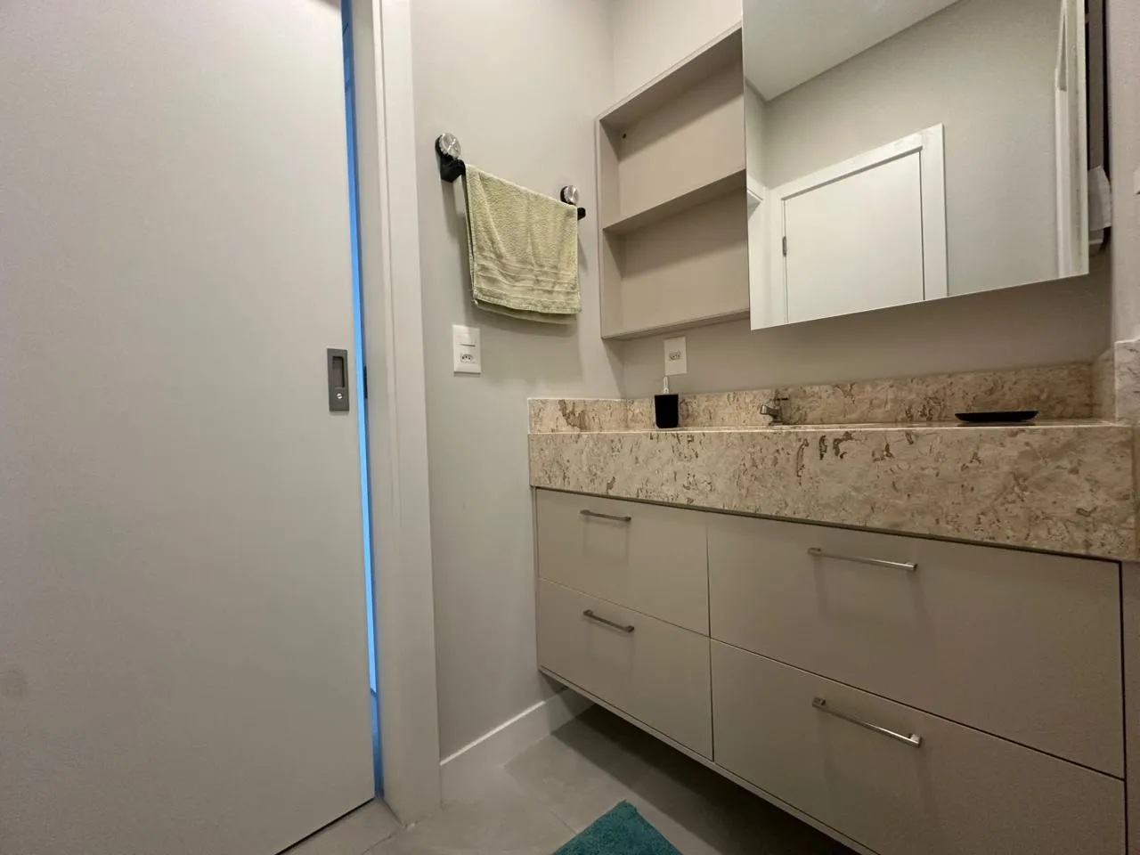Imagem Apartamento com vista para o mar à venda com 94m2 por R$ 1.690.000,00
