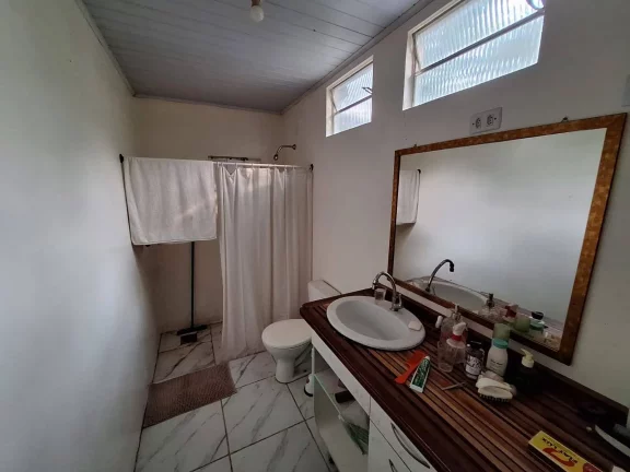 Imagem Casa mista a venda, 2 quartos, 2 banheiros, garagem, Tarumã, Viamão/RS.