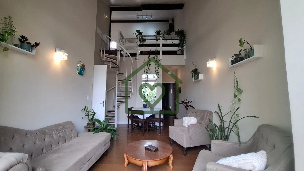 Imagem Cobertura Duplex, 2 dormitórios, 2 salas, 2 banheiros e 2 vagas, em prédio com elevador. Condomín...