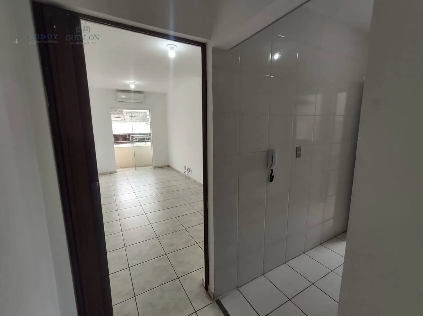 Imagem Apartamento à venda e locação 2 Quartos, 1 Suite, 1 Vaga, 70M², Centro, Taubaté - SP | Edificio Cartens