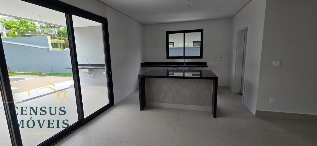 Foto do imóvel: Casa à venda no condomínio Reserva dos Vinhedos em Louveira-SP: com 3 suítes, 2 salas, 5 banheiros, 4 vagas, 270m² de área em Condomínio Reserva dos Vinhedos