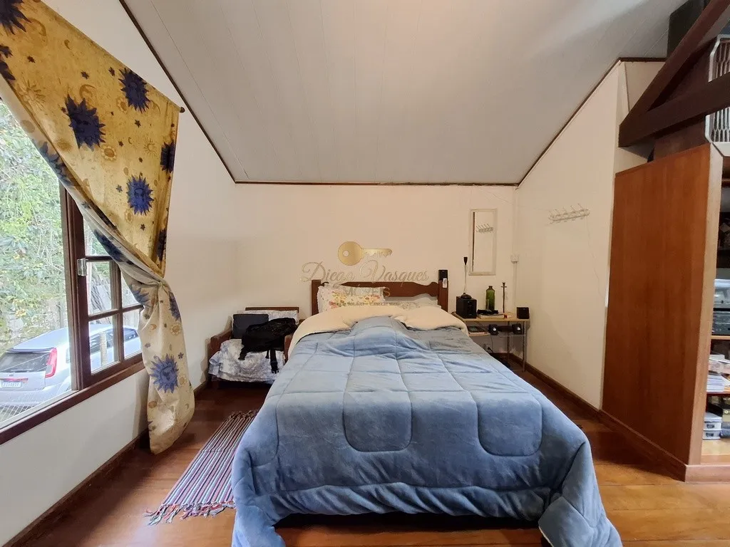 Imagem Casa para Venda em Teresópolis / RJ no bairro Granja Mafra