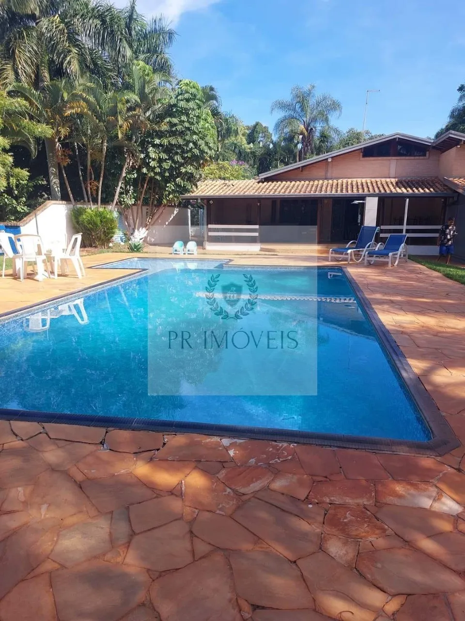 Foto do imóvel Chácara de luxo à venda no Jardim Botânico, Araraquara-SP: 3 quartos, 3 suítes, 3 salas, 8 banheiros, 15 vagas, 470m².