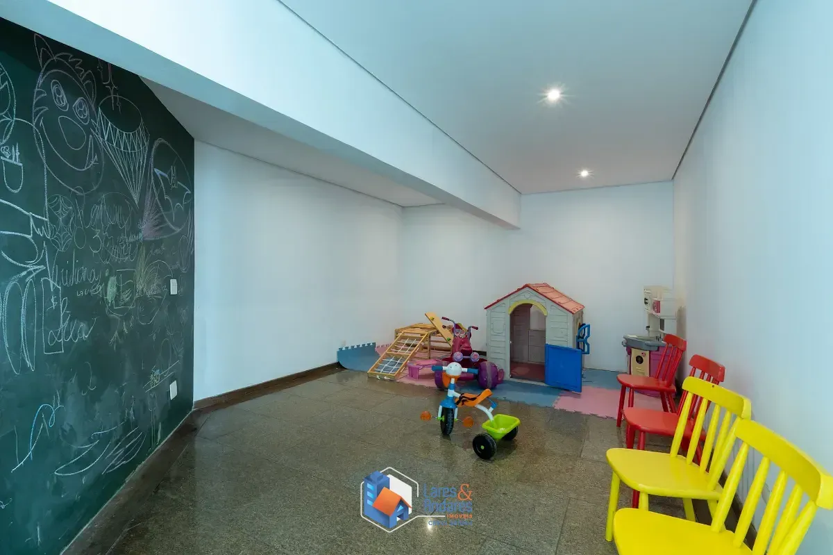 Imagem Apartamento para venda em Vila Morumbi com 3 quartos, sendo 2 suítes, 271m²