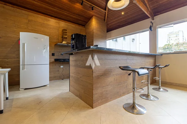 Imagem Casa de cinema no bairro da Aparecida toda modernizada e com área gourmet!