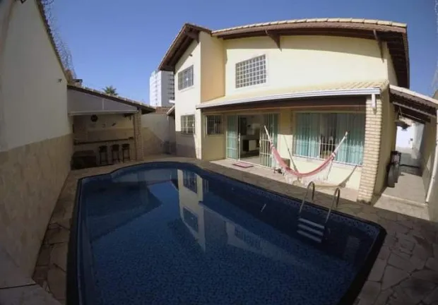 Foto do imóvel Sobrado com 4 Quartos à Venda, 223 m² em Flórida - Praia Grande