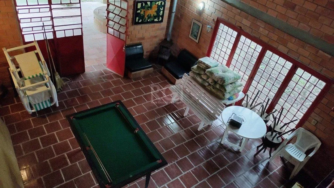 Imagem Sito à venda no Lami, com casa com quartos, 1 banheiro e piscina