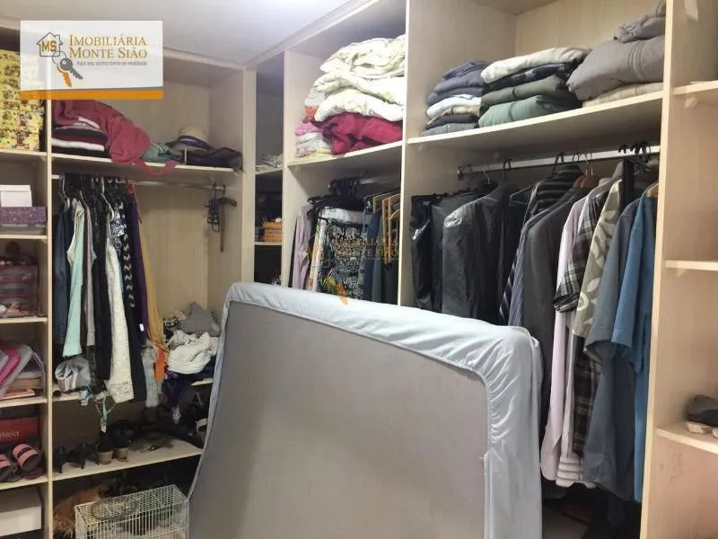 Imagem Sobrado com 4 dormitórios à venda, 200 m² por R$ 630.000,00 - Jardim Flor do Campo - Guarulhos/SP
