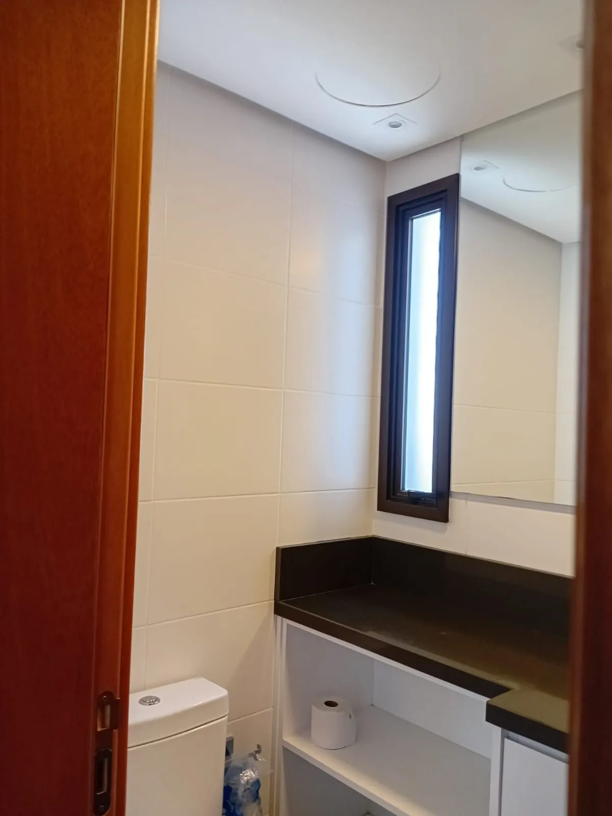 Imagem Apartamento 2 quartos, suíte, vaga coberta no bairro Camaquã em Porto Alegre/RS
