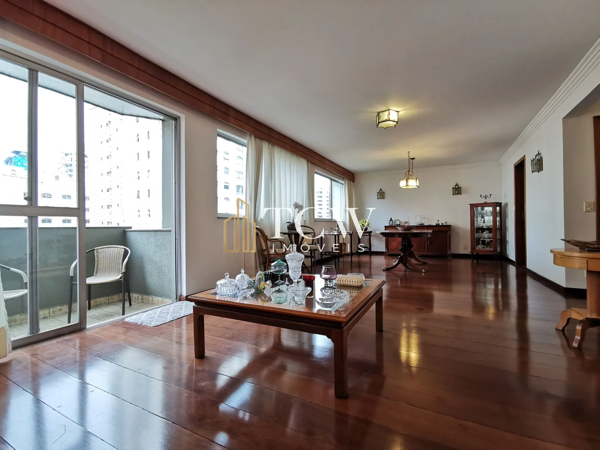 Foto do imóvel Apartamento 4 Quartos à venda em Moema