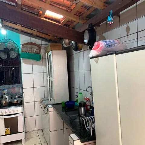 Imagem Casa à venda 3 Quartos, 2 Vagas, 250M², Parque São Domingos, Pindamonhangaba - SP