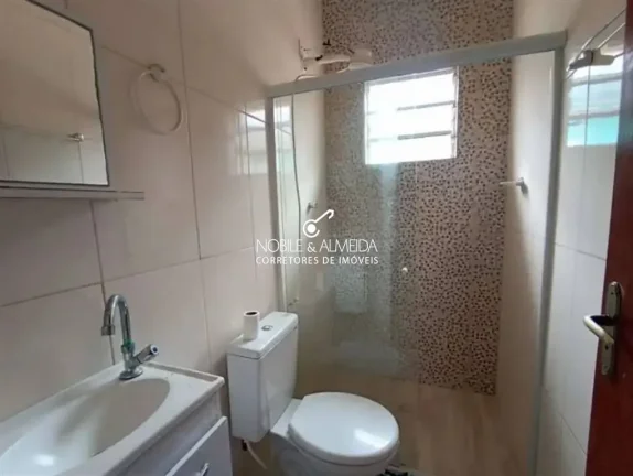 Imagem Casa térrea geminada.
50 metros da Orla.