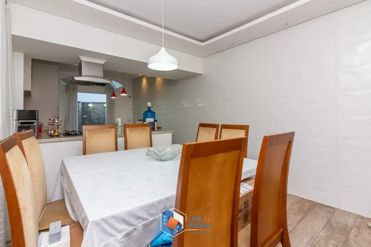 Imagem Sobrado para venda em City Recanto Anastácio com 3 quartos, sendo 1 suíte, 216m²