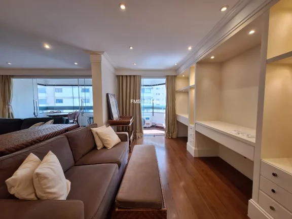 Imagem Apartamento para locação em Moema, com 4 suítes, 1 sala, 4 banheiros, 2 vagas, 147m²!