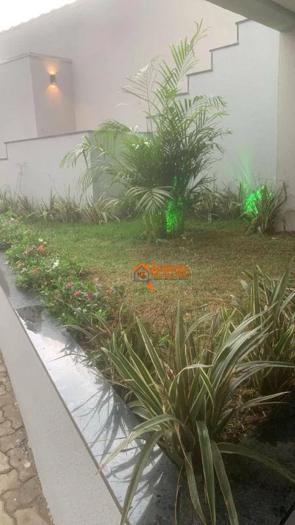 Imagem Sobrado com 3 dormitórios à venda, 160 m² por R$ 730.000,00 - Jardim Santa Inês - São Paulo/SP