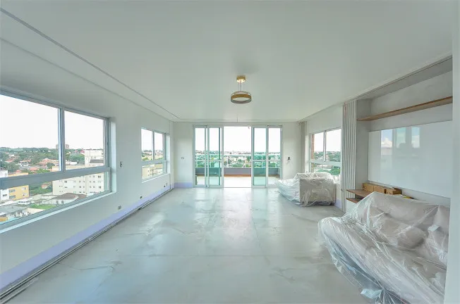 Imagem Cobertura com 4 Quartos à Venda, 225 m² em Água Verde - Curitiba