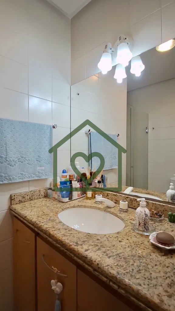 Imagem A/J BROKERS VENDE APARTAMENTO IMPECÁVEL NO BAIRRO PETRÓPOLIS EM PORTO ALEGRE 
 
Destaques: 
 Área...