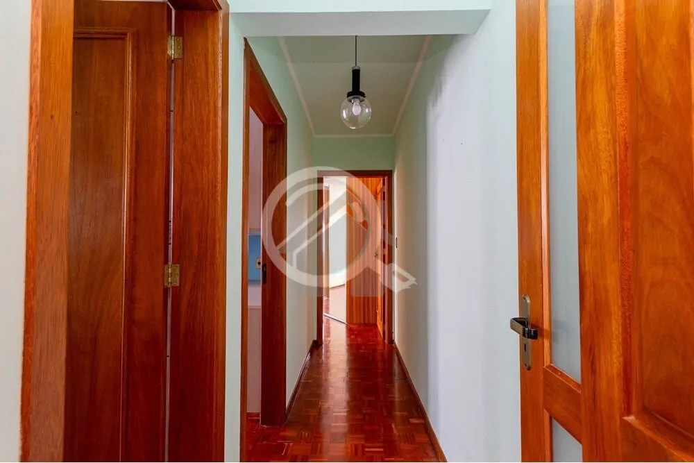 Imagem Venha morar numa rua arborizada, plana para ótimas caminhadas até a redenção, em um apartamento ...
