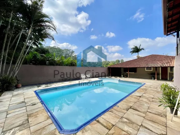 Imagem Casa de Luxo na Chácara dos Lagos Granja Viana