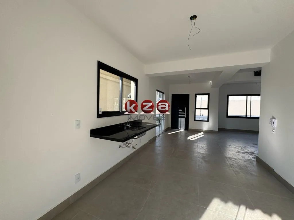 Imagem Casa à Venda em Valinhos-SP, Condomínio Villa Spadaccia: 3 Quartos, 1 Suíte, 2 Salas, 2 Banheiros, 2 Vagas, 121m².