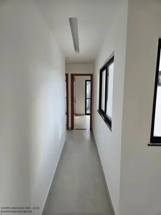 Imagem Casa de luxo em condomínio à venda em Catu de Abrantes, Camaçari-BA: 4 quartos, 4 suítes, 3 salas e 156m². Chegou a sua vez!