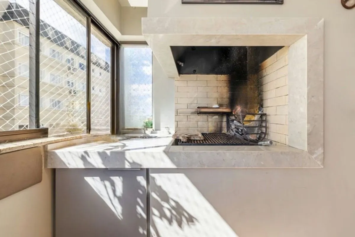 Imagem Apartamento com 3 dormitórios sendo 2 suites e 2 vagas de garagem