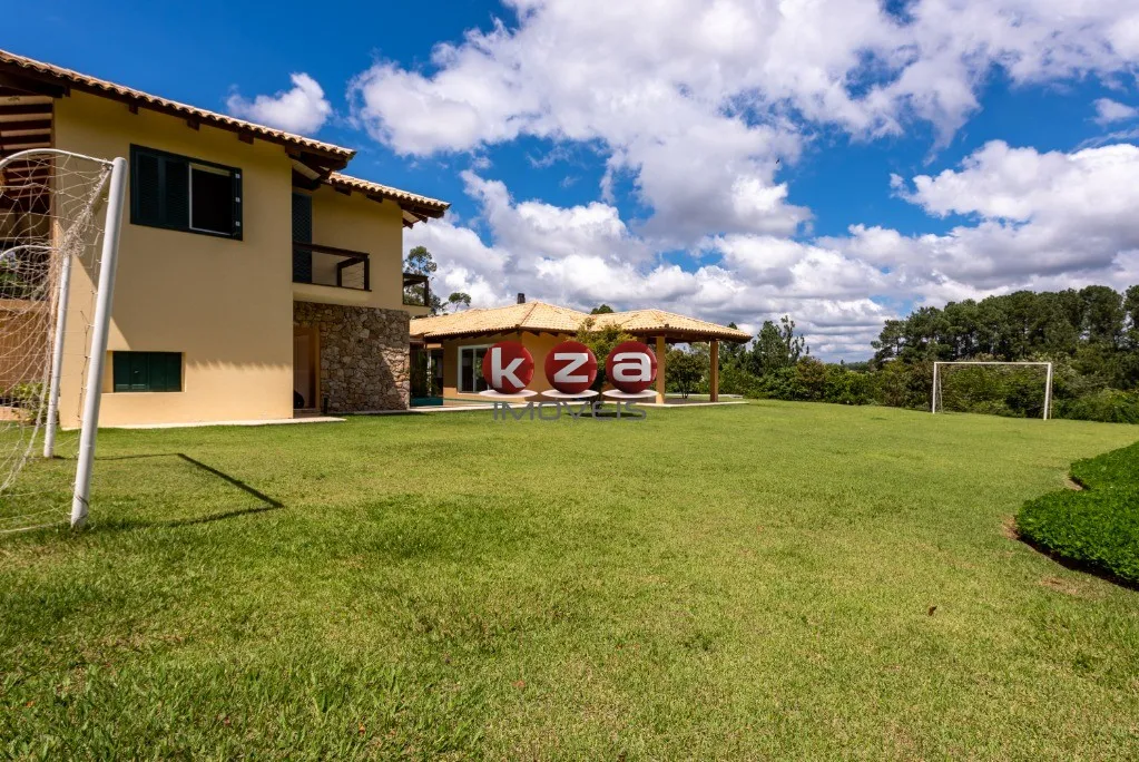 Imagem Luxuosa mansão de 5 suítes a venda no Condomínio Terras de São José II, Itu-SP: 4.300m de terreno, 8 vagas e 926m² de puro requinte!