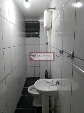 Imagem Vendo Casa em Ótima localização, Próximo a Estação Grajaú da CPTM, Casa Com 3 Dormitórios, Sala, Cozinha, Banheiro, Área de Serviço, 2 Vagas de Garagem, Casa Subsolo contem 1 Dormitório grande, Cozinha americana, Lavanderia, Valor R$ 680 Mil