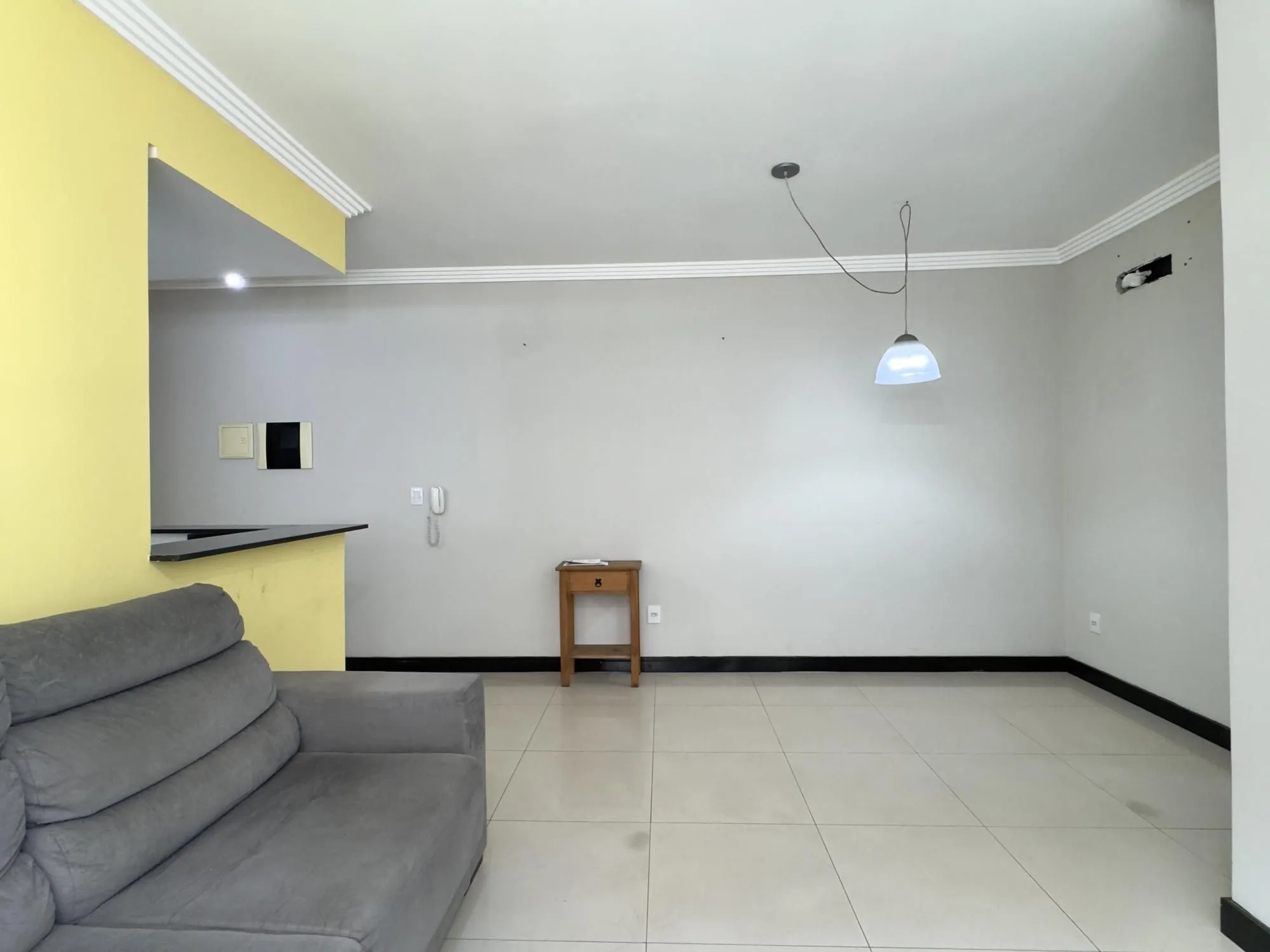Imagem APARTAMENTO 2 DORMITÓRIOS, SENDO 1 SUÍTE COM VAGA DE GARAGEM NO BAIRRO SANTANA