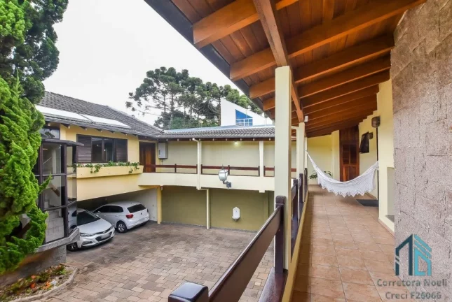 Foto do imóvel Casa a venda 05 quartos sendo 03 suítes, no Ahú/São Lourenço em Curitiba Pr