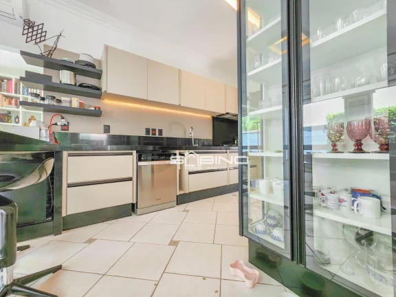 Imagem Casa à venda com 4 Dormitórios 4 Suítes 300 m² de área útil - Riviera de São Lourenço - Bertioga SP