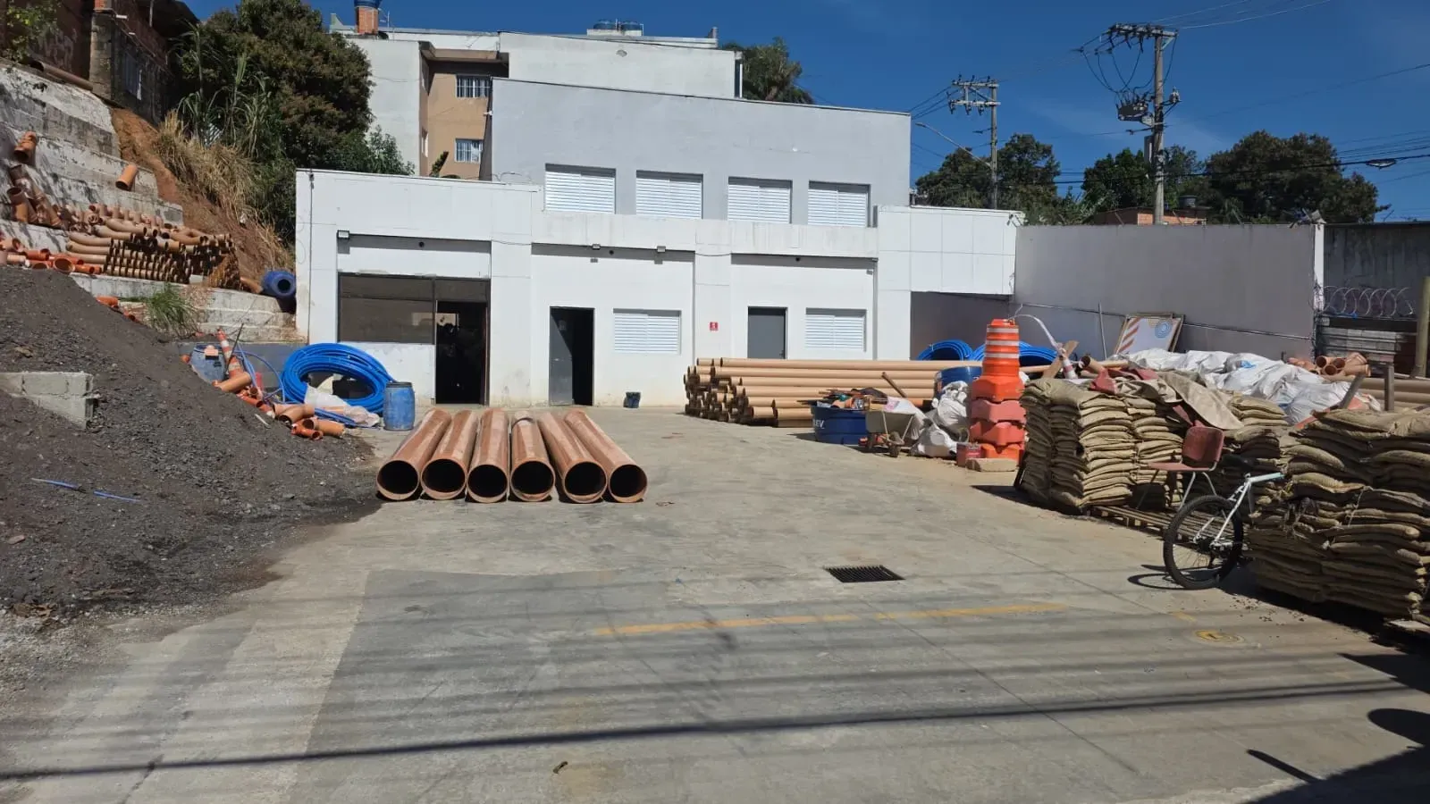 Foto do imóvel Imóvel Comercial à Venda ou Locação, 800 m² em Aliança - Osasco