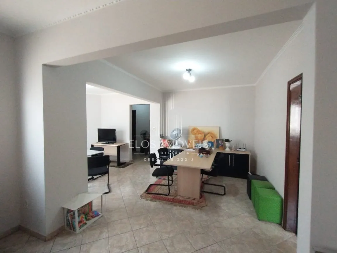 Imagem Casa de 4 quartos, 204m² no bairro Boa Vista, em Limeira