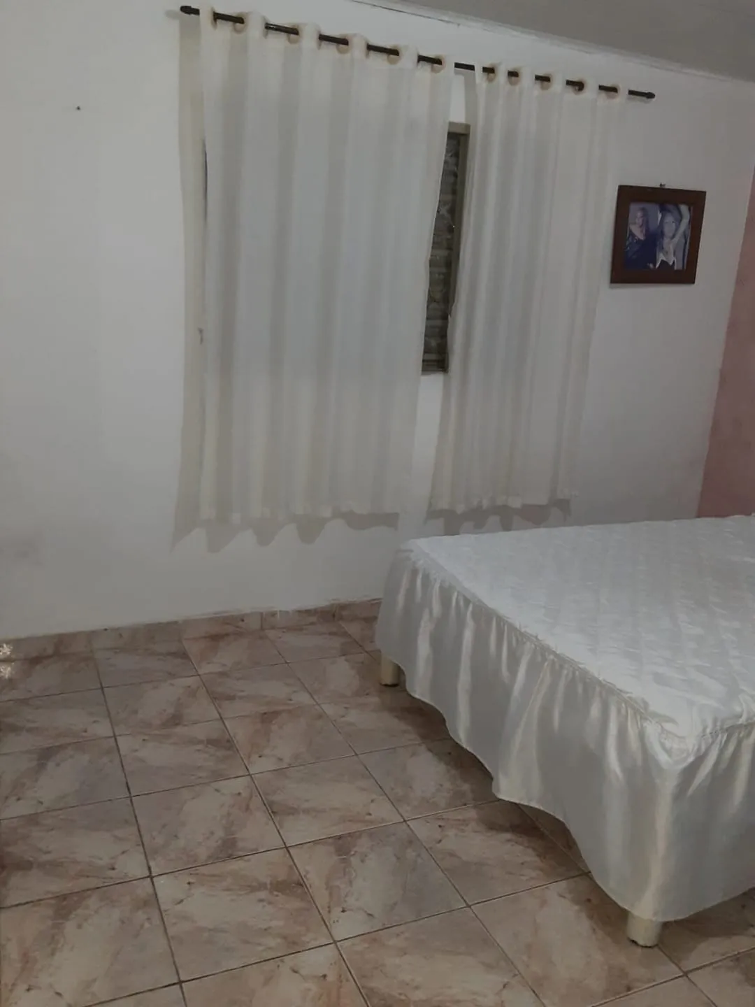 Imagem Casa à venda 4 Quartos, 1 Suite, 1 Vaga, Conjunto Residencial Araretama, Pindamonhangaba - SP