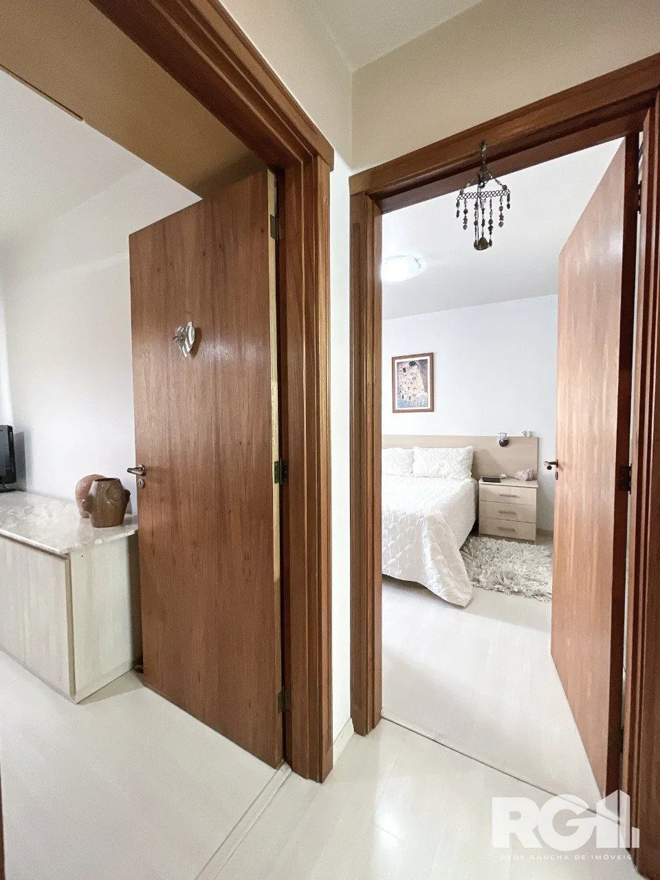 Imagem Apartamento 2D com suíte próximo a Praça da Encol.