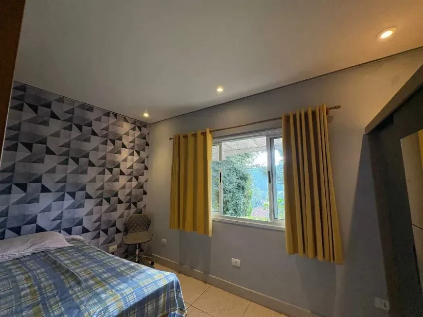 Imagem Casa com 3 Quartos à Venda ou Locação, 278 m² em Chácaras Ana Lúcia - Embu das Artes