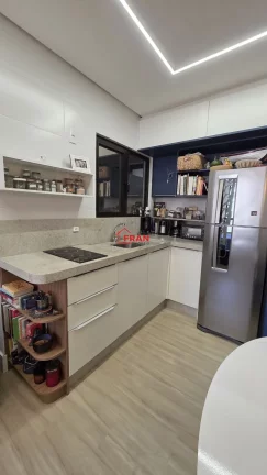 Imagem Belíssimo Studio com 33,9m² com Garagem no Córrego grande.
