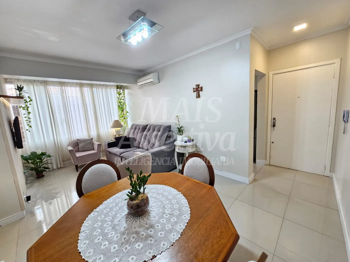 Imagem Apartamento térreo, semi mobiliado para venda - 66m²