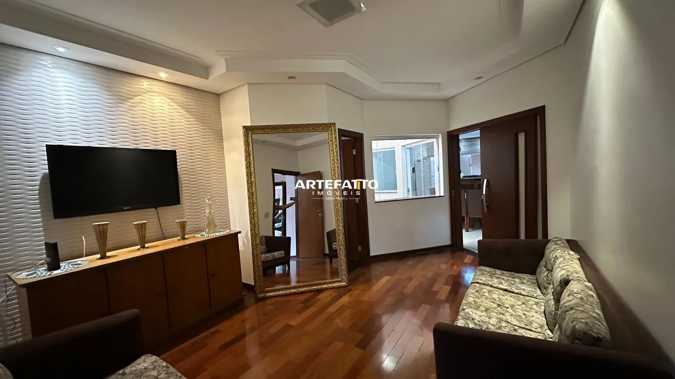Foto do imóvel Casa à venda em Franca, Jardim Guanabara, com 4 quartos, 224m2 em Rua Vagner García da Silva