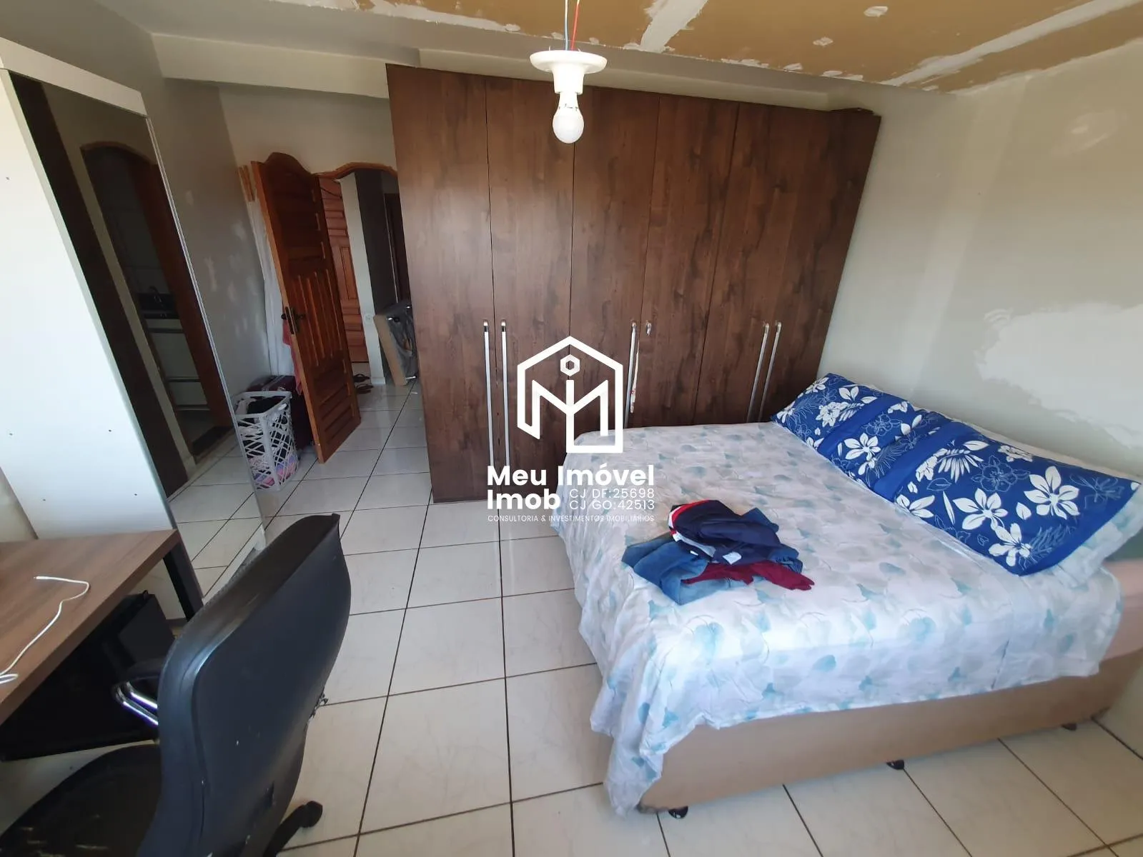 Imagem Casa em Taguatinga Sul 7 Quartos 1 Suíte 5 Vagas 350m²