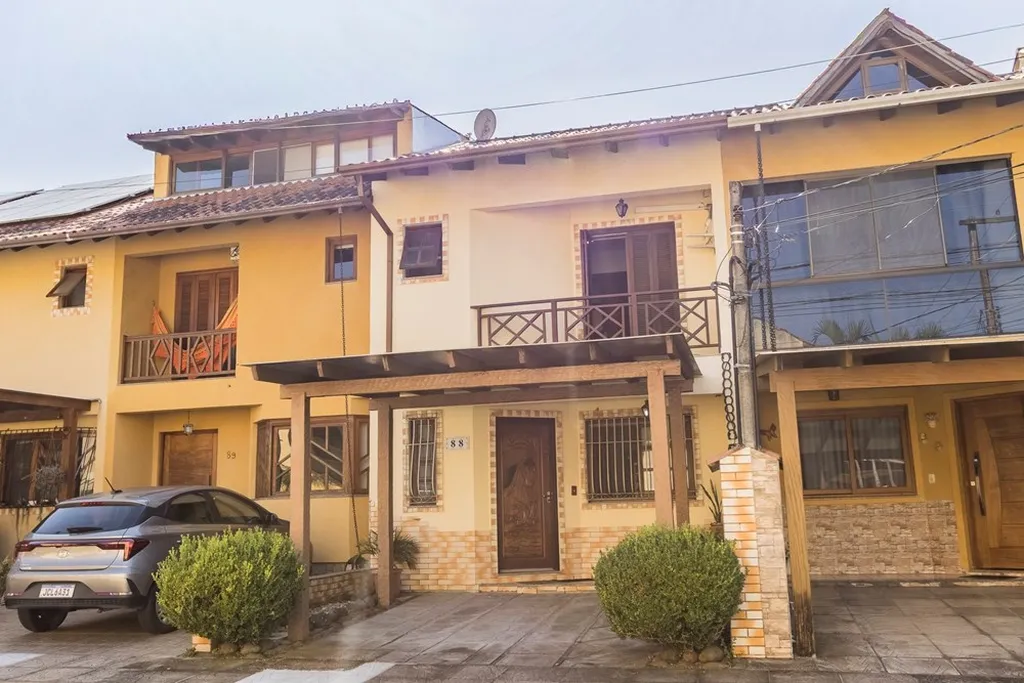 Imagem Casa de Condomínio em Aberta dos Morros