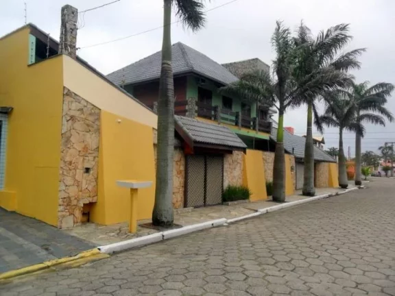 Imagem CASA DE ALTO PADRÃO PERTO DA PRAIA