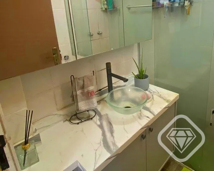 Imagem Cobertura Triplex mobiliada, única e cheia de personalidade na Pedra Redonda

Uma cobertura para qu...
