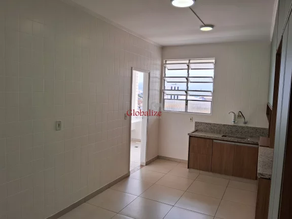 Imagem Belíssimo apartamento bem amplo em Santos no Boqueirão, com 2 dormitórios, uma suíte e vista livre à venda por R$ 620.000,00