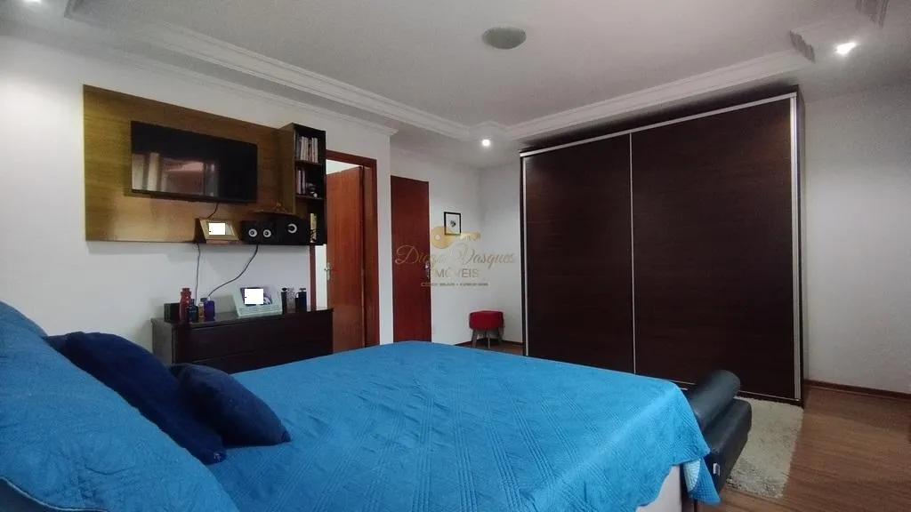 Imagem Casa em Condomínio para Venda em Teresópolis / RJ no bairro Araras