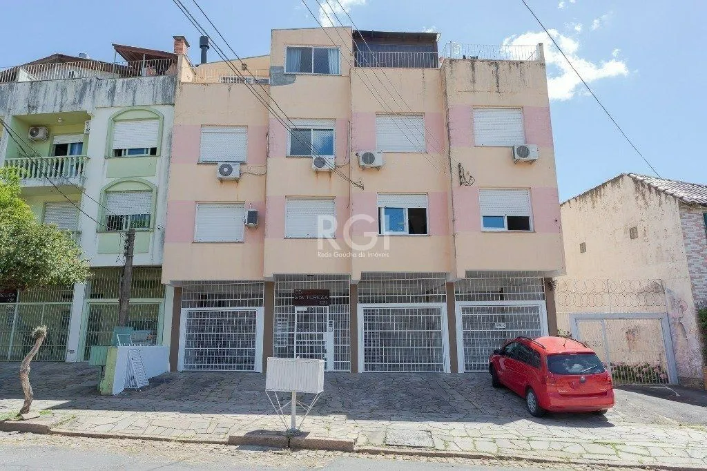 Imagem Cobertura para Venda - 118m², 3 dormitórios, 1 vaga - Nonoai
