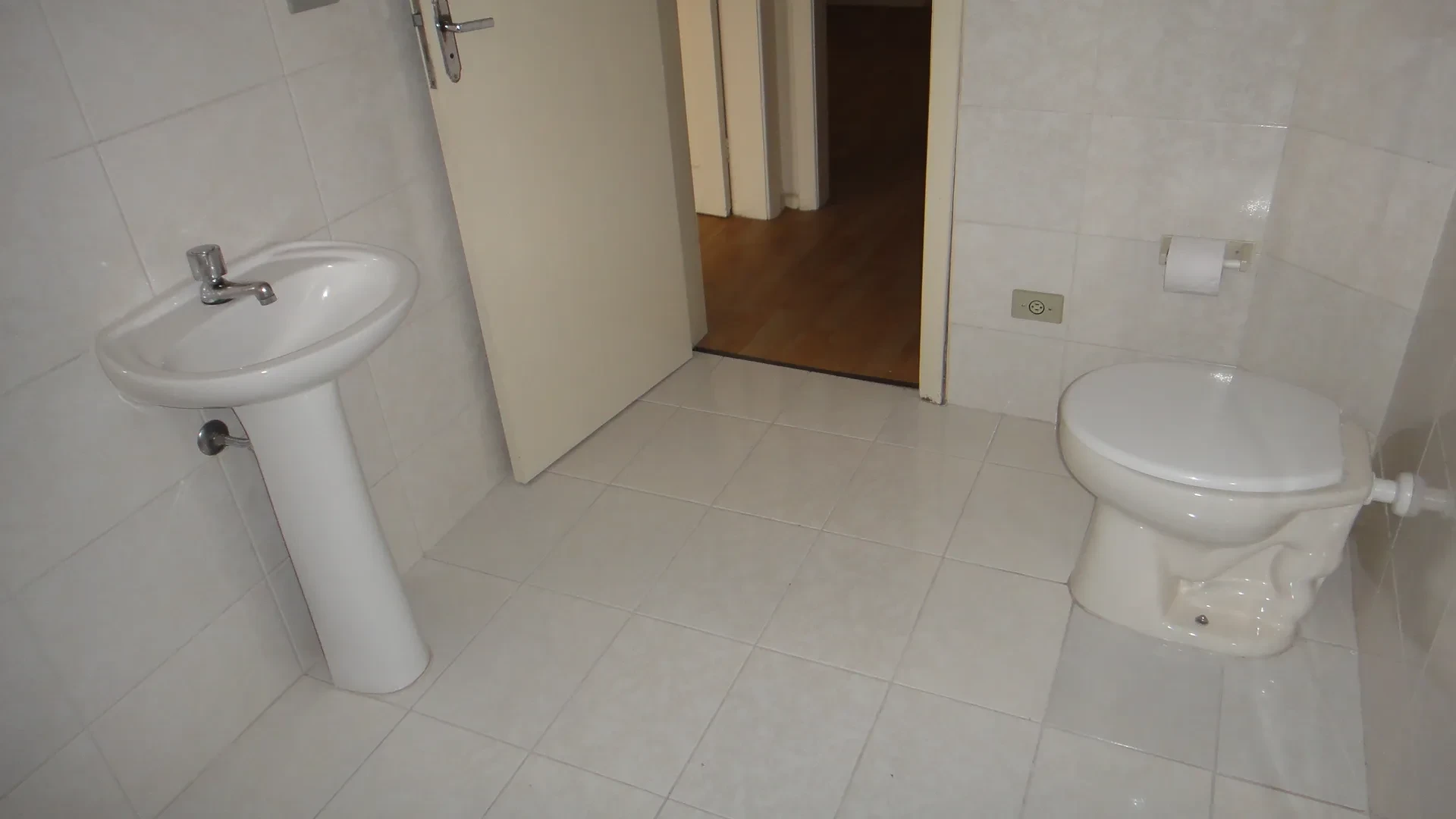 Imagem Apartamento com 1 Quarto para Alugar, 49 m² em Centro - Curitiba